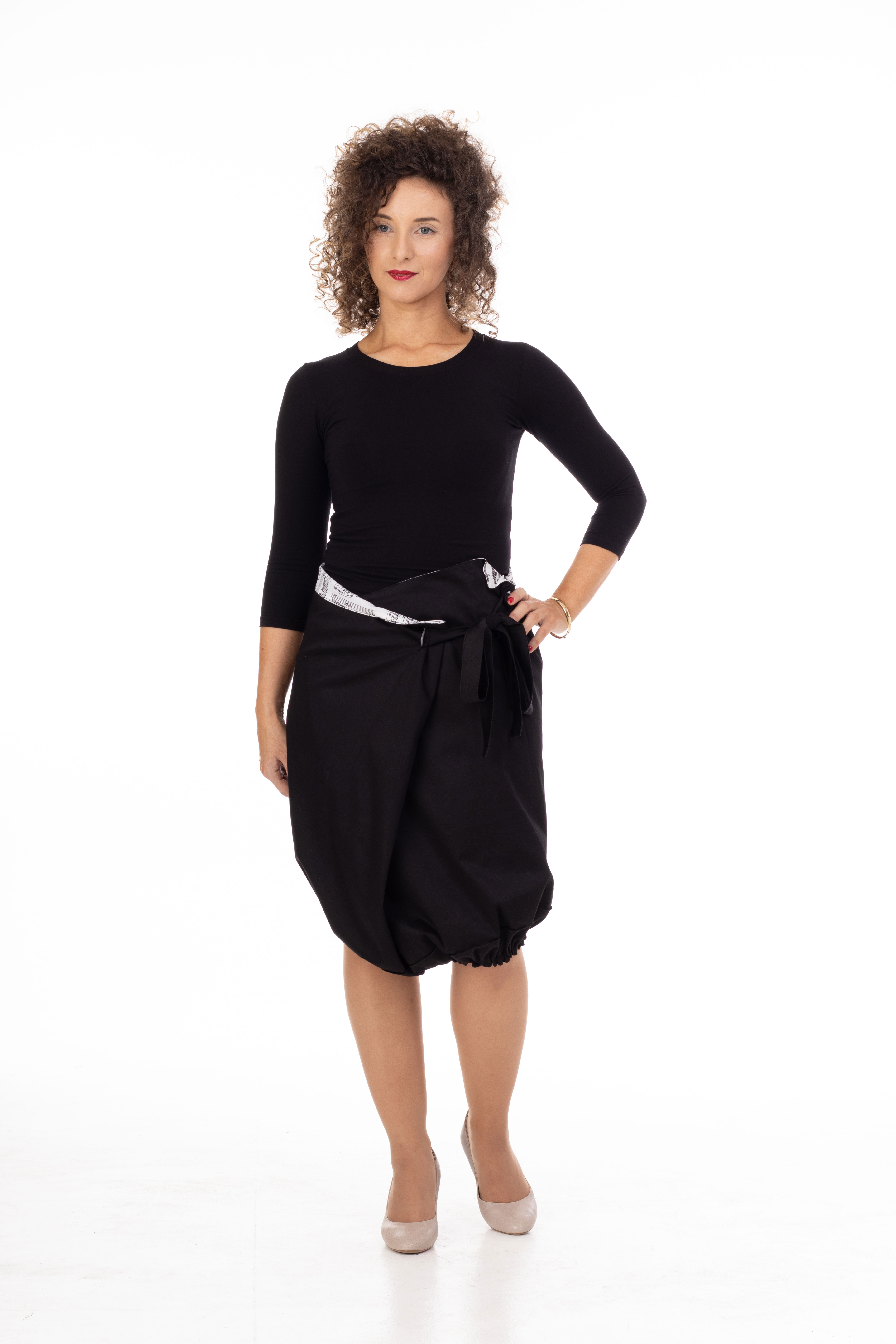 31MFD_BLACK-WHITE-SKIRT3BB